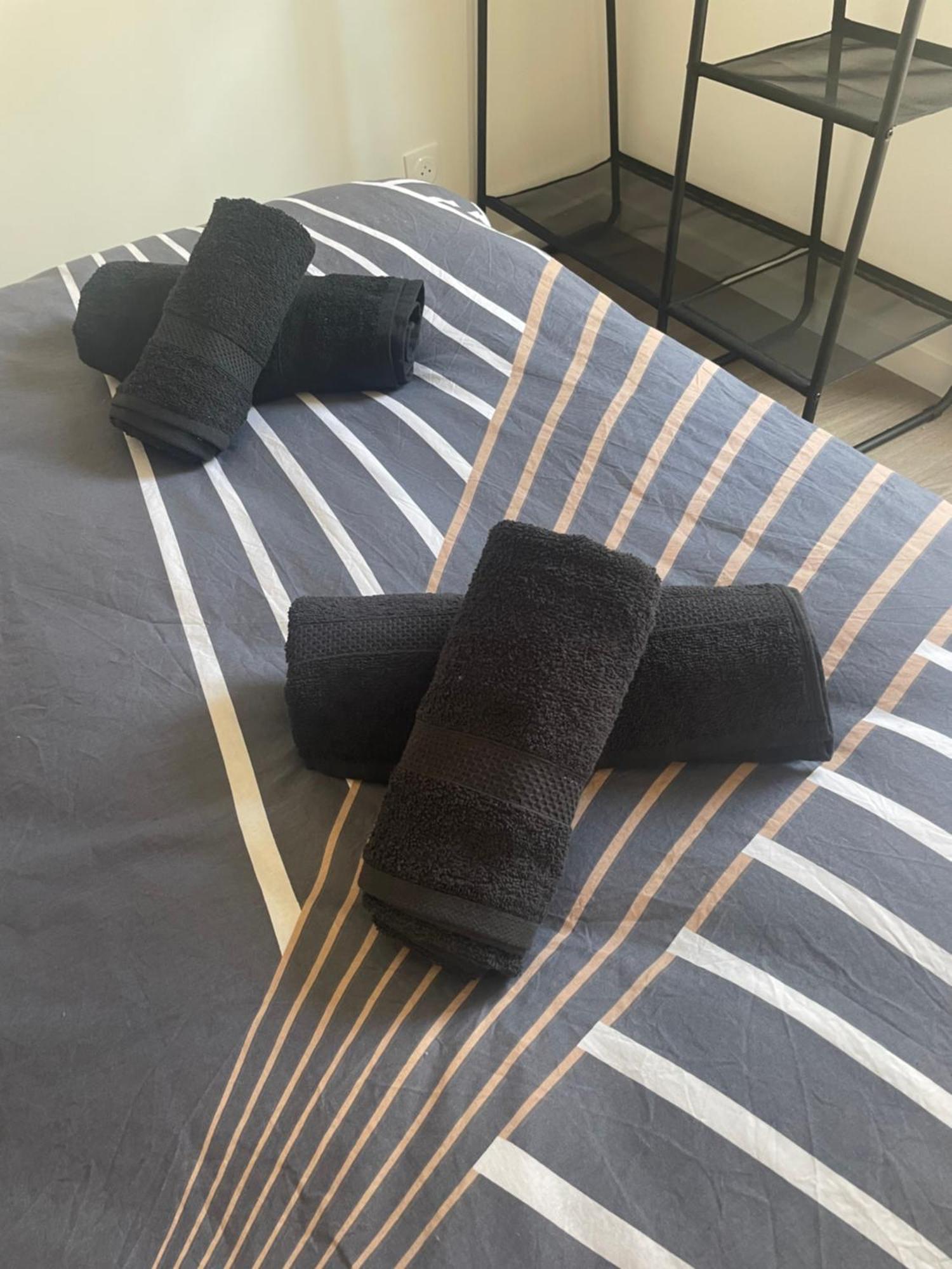 Pleyel Cosy Apartment Saint-Denis  Ngoại thất bức ảnh